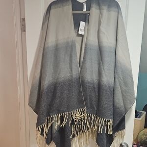 Mia & Tess Gray Fringe Poncho
